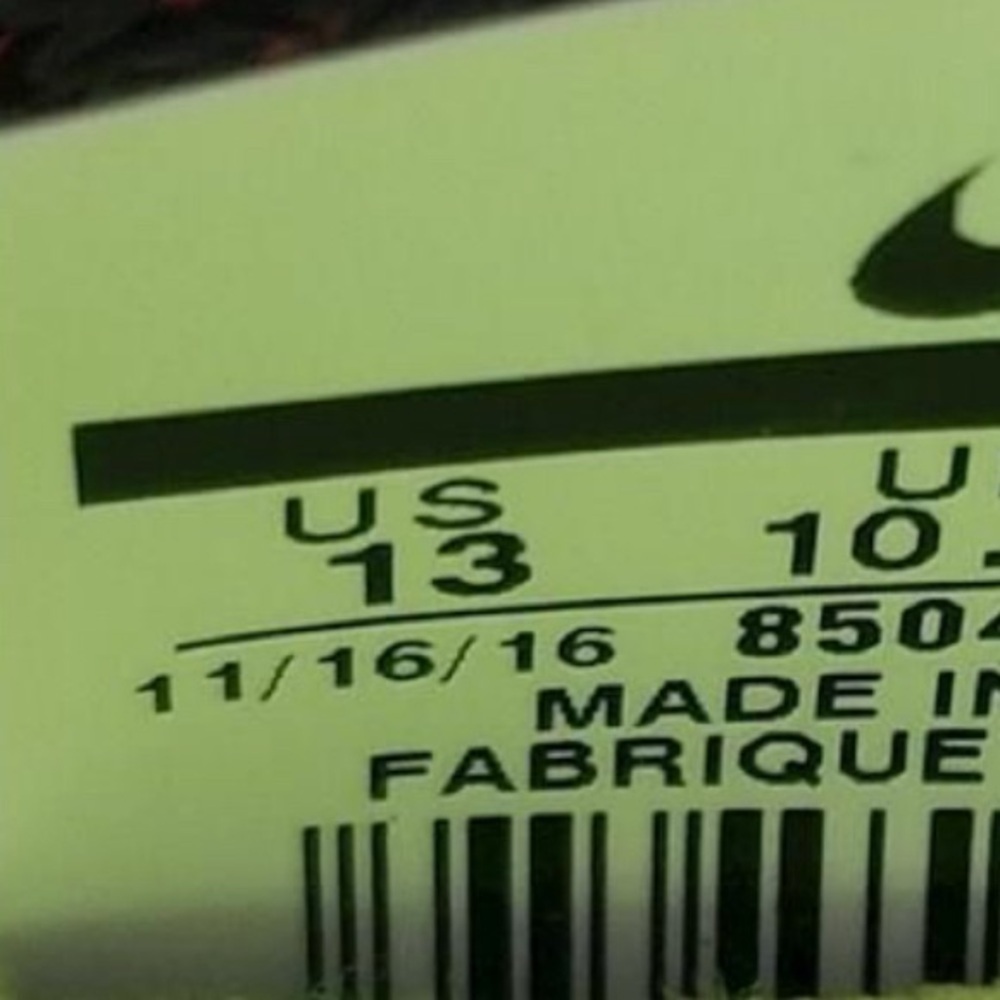 Nike - Picture 5 of 5